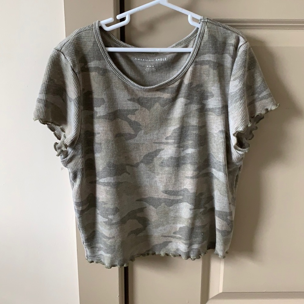 american eagle CROPPED TEE